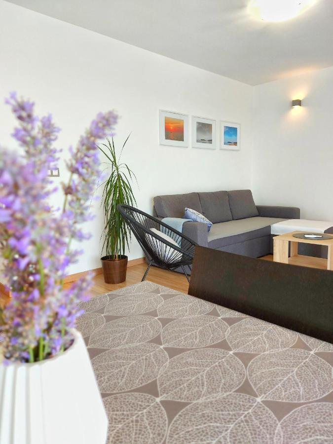 Apartment Fiorella Porec Exterior photo