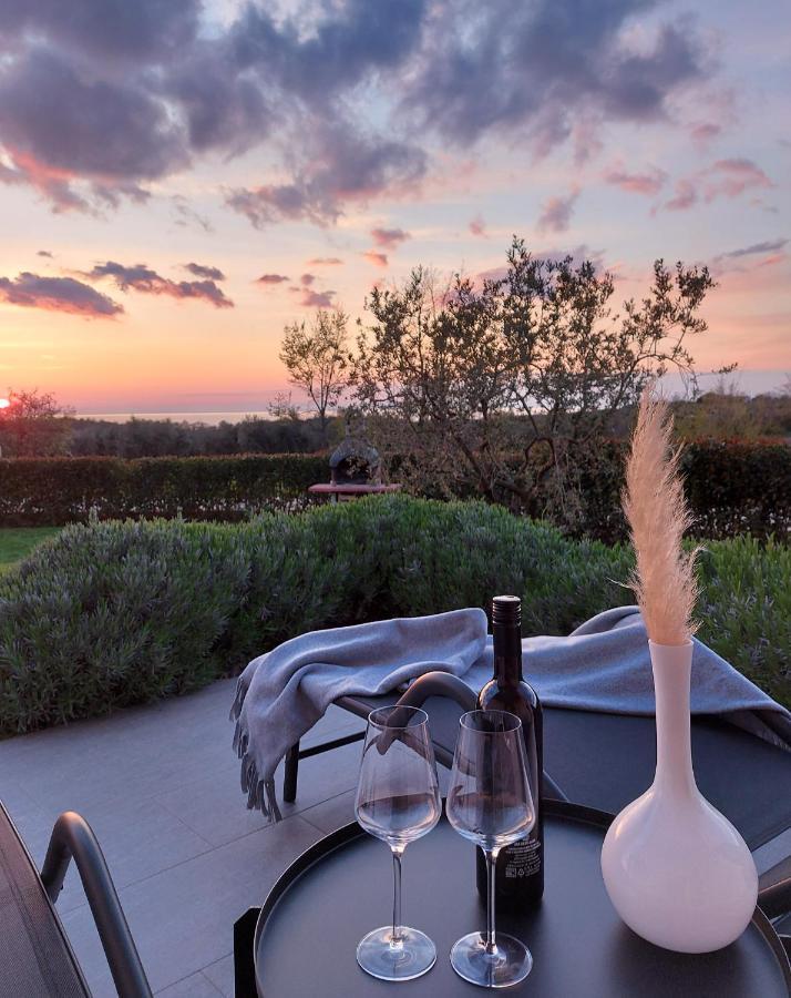 Apartment Fiorella Porec Exterior photo