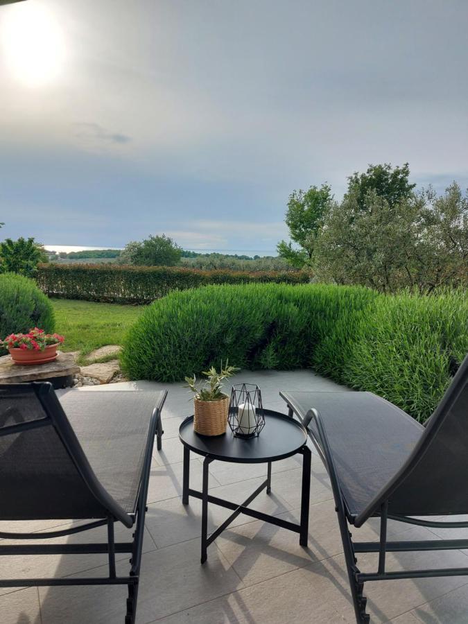 Apartment Fiorella Porec Exterior photo