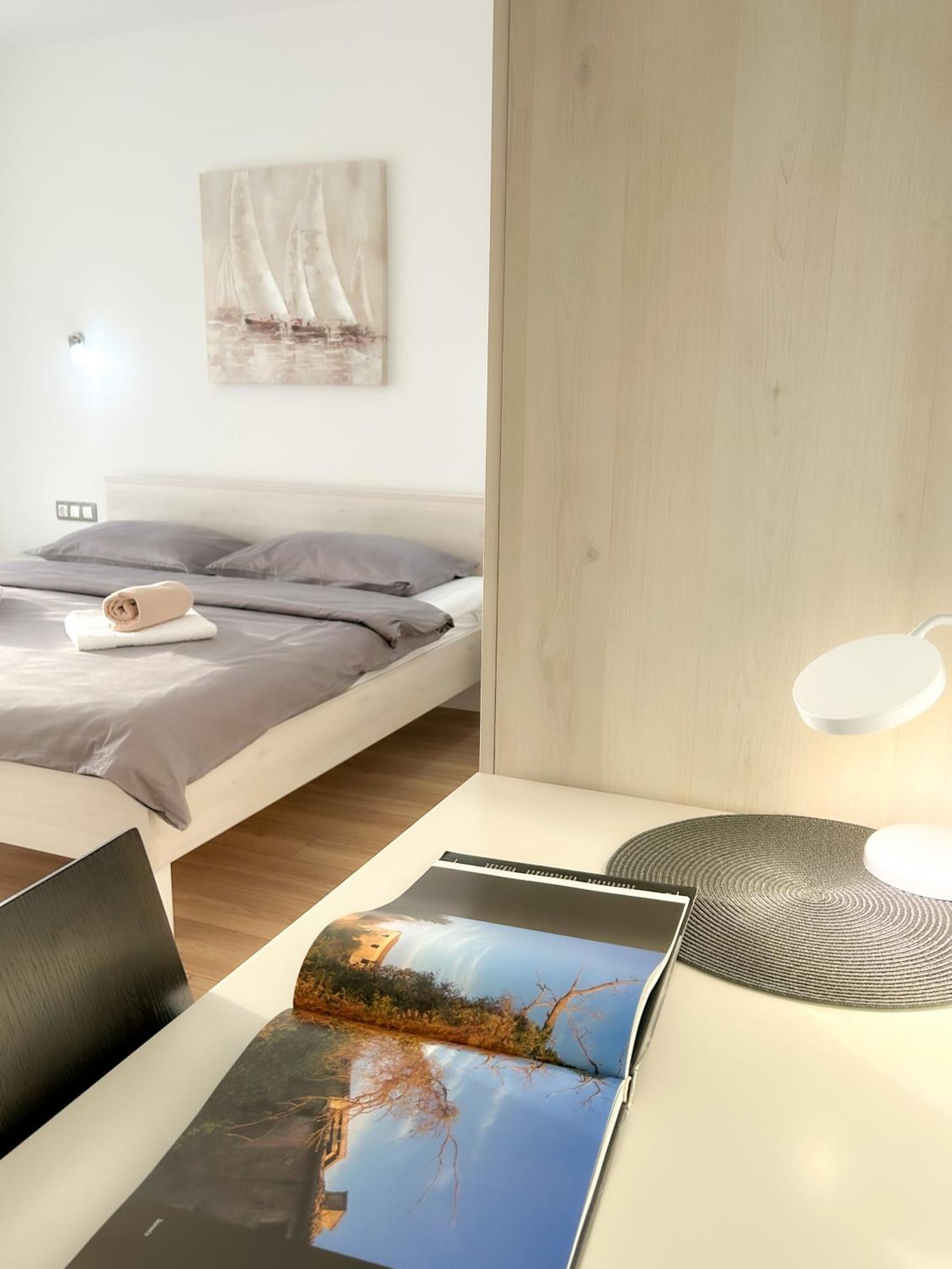 Apartment Fiorella Porec Exterior photo